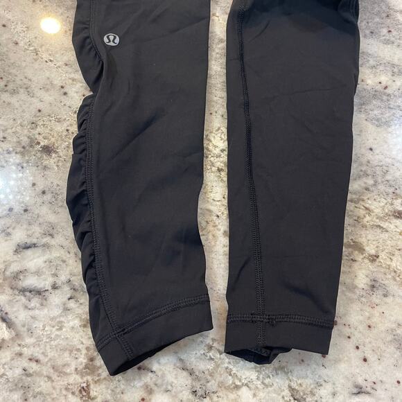 Lululemon Pocket Waistband Leggings 2 - Picture 5 of 7